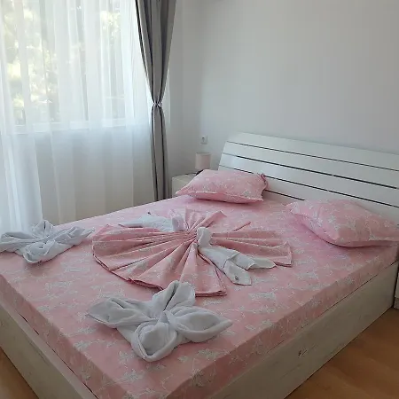 Rent Sweet Homes ساني بيتش